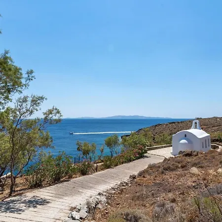 La Chapelle Est In Tinos *