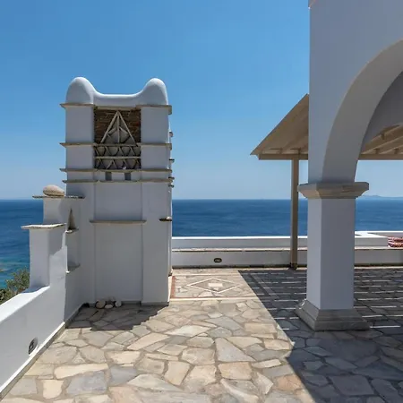 La Chapelle Est In Tinos אגיוס רומנוס